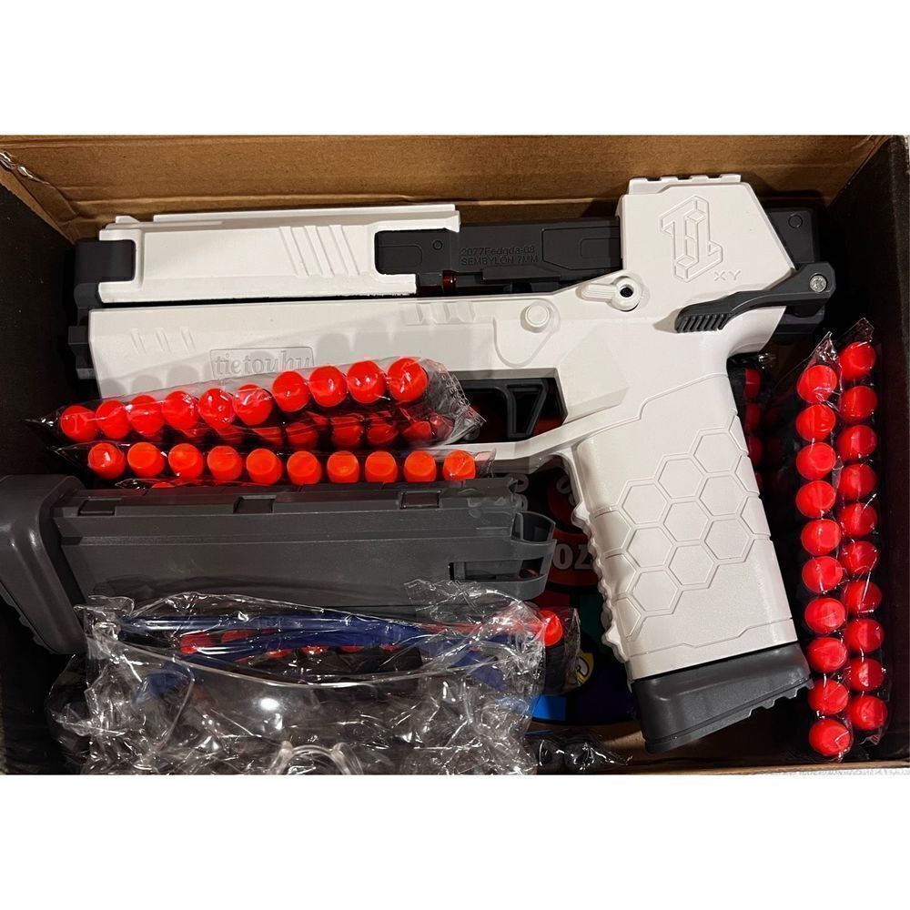 Soft Foam White Toy Gun with Target Board, Toy for Kids